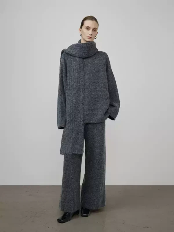 Soft and glutinous wool scarf casual pants set